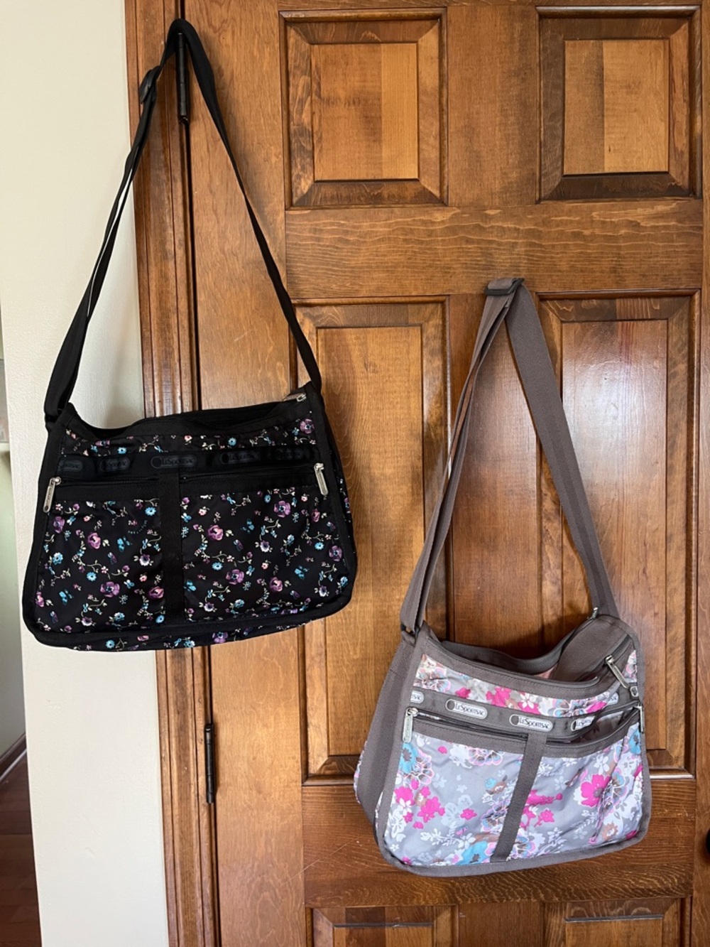 Lesportsac Floral Crossbody Duo — Black & Gray/Pink Floral